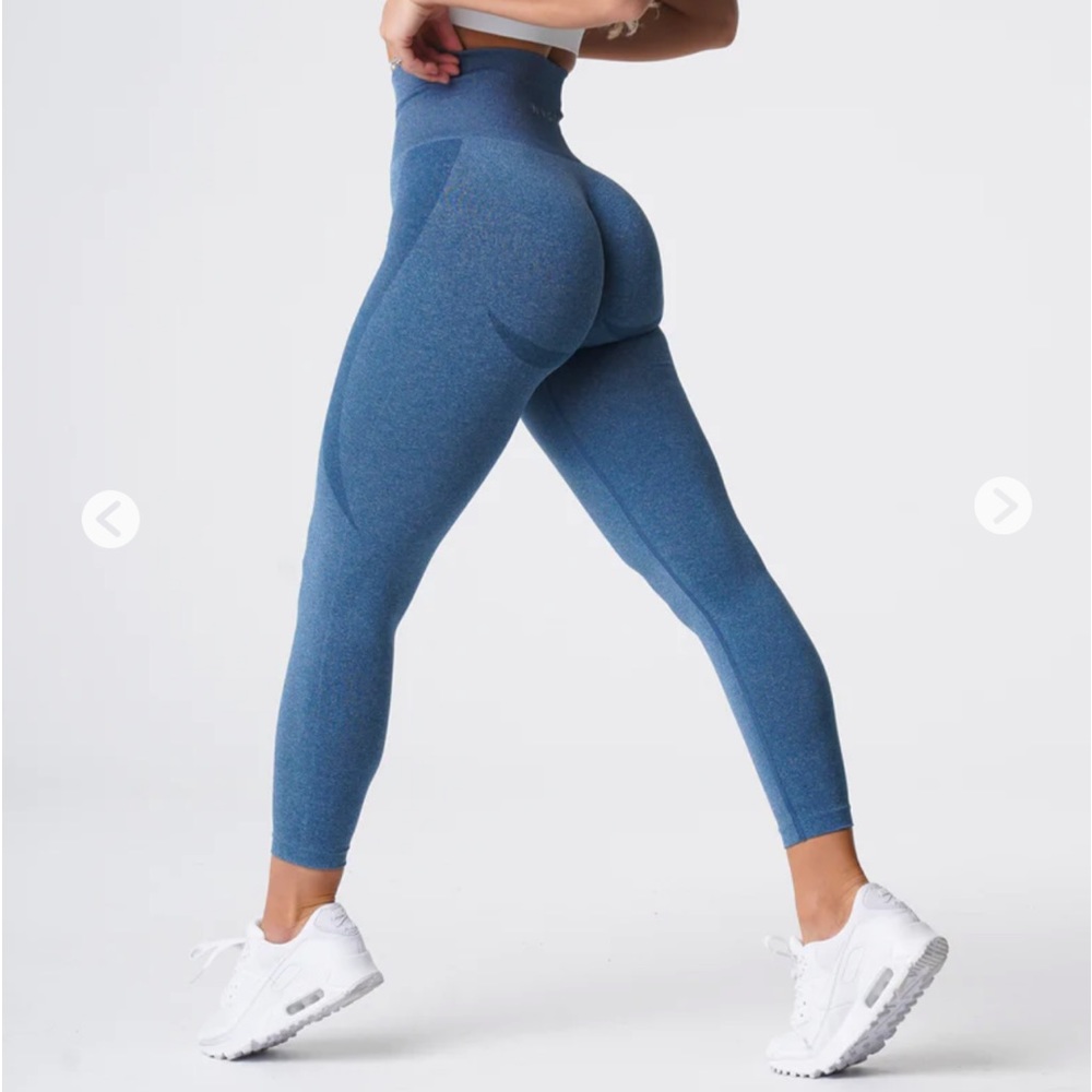 NVGTN contour leggings.